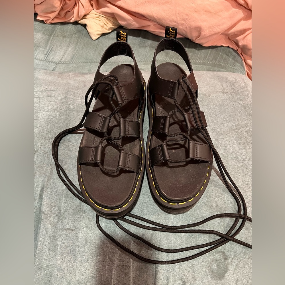 Black Dr Martens Nartilla sandals, women’s size 9, excellent used condition!